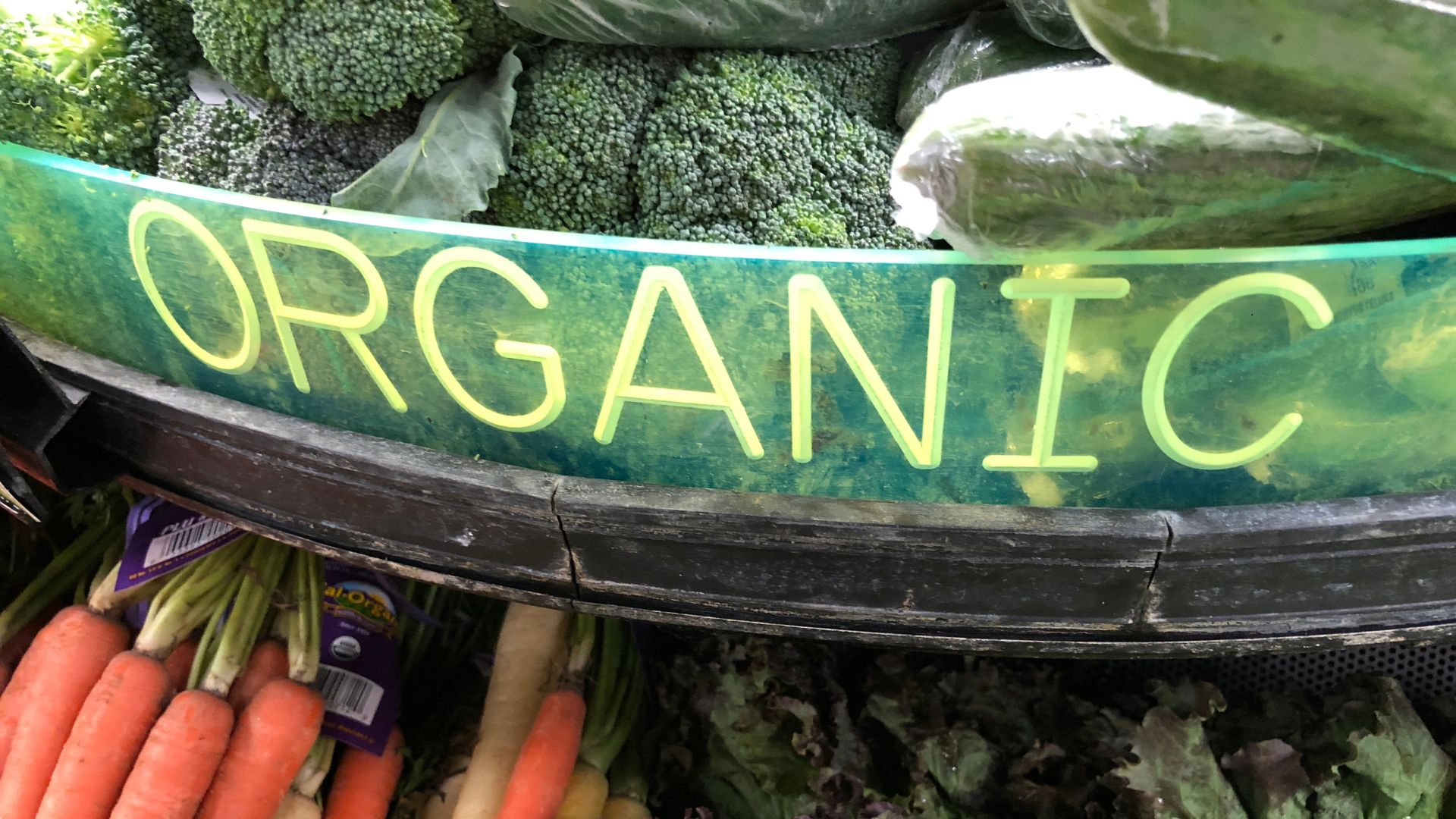organic vegetables at the supermarket